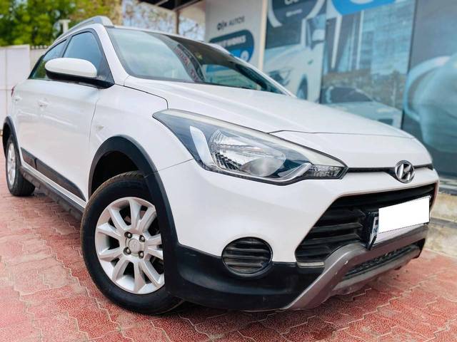 https://images10.gaadi.com/usedcar_image/4295048/original/processed_02caebb472b80a397ed049315d5c27df.jpg?imwidth=6400