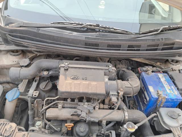 https://images10.gaadi.com/usedcar_image/4295115/original/fbcd251adc5cf5f77d079b4298ea01ef.jpg?imwidth=6401