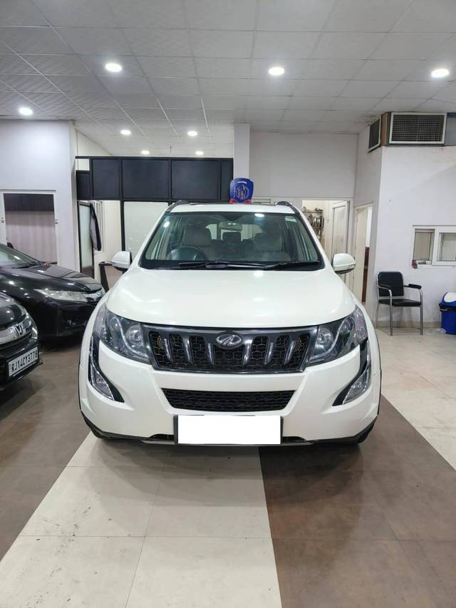 https://images10.gaadi.com/usedcar_image/4295257/original/processed_e475058c436e7a8ee3efd48587ee80d9.jpg?imwidth=6402