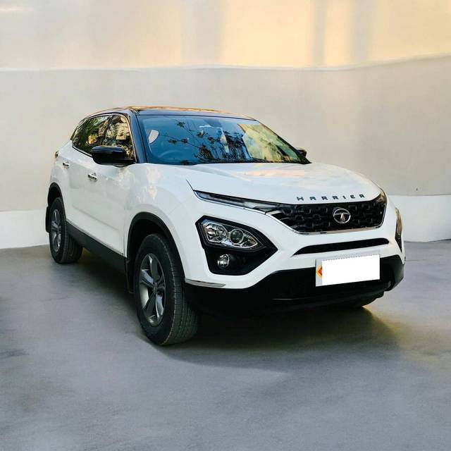 https://images10.gaadi.com/usedcar_image/4295276/original/processed_55f3f2cbf0182950c5b8722e22d55a70.jpg?imwidth=6402