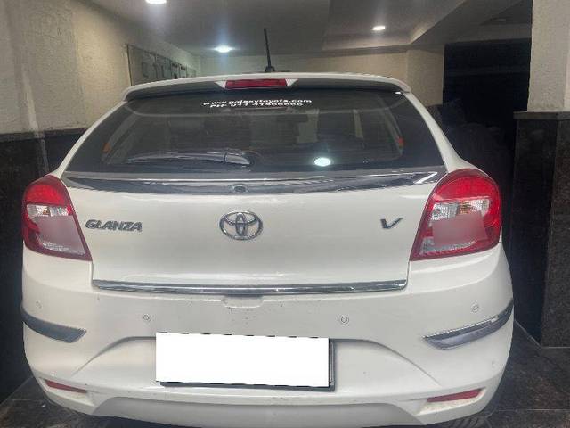 https://images10.gaadi.com/usedcar_image/4295286/original/49a196a6ccd037ac9f625beb656d85d0.jpg?imwidth=6401