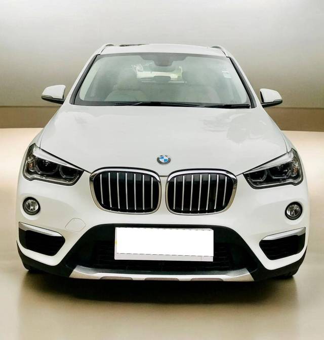 https://images10.gaadi.com/usedcar_image/4295295/original/processed_4797388bd6cda19211a6fafcf275f6c9.jpg?imwidth=6400