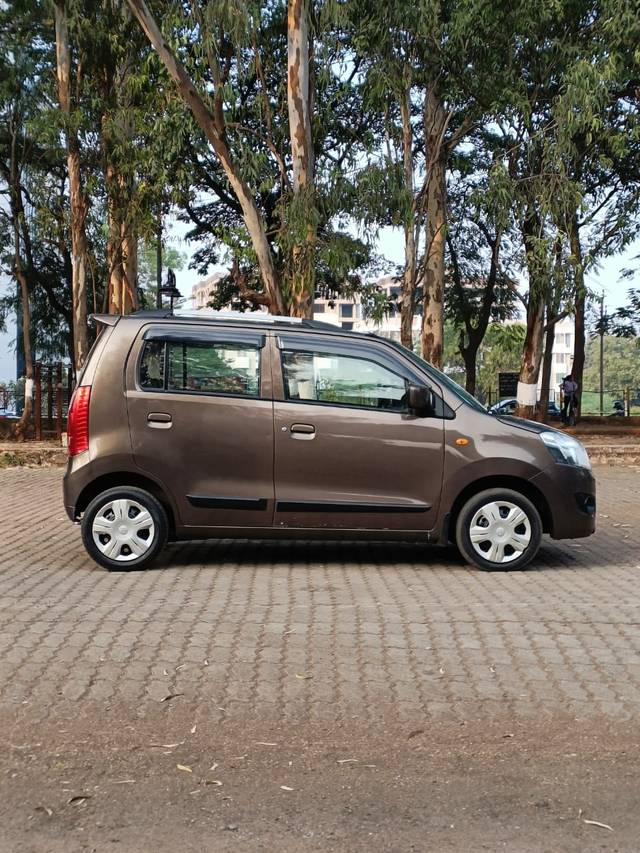 https://images10.gaadi.com/usedcar_image/4295347/original/d36ddea554a39d239f7e16b9774ef584.jpg?imwidth=6401