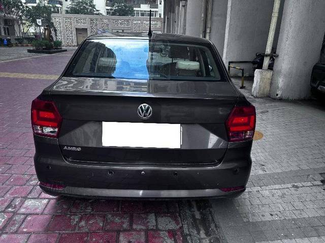 https://images10.gaadi.com/usedcar_image/4295353/original/5a5e20d7b41ce0ad2eb2754edfd187bb.jpg?imwidth=6401