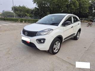 Tata Nexon 2017-2020 Tata Nexon 1.2 Revotron XE