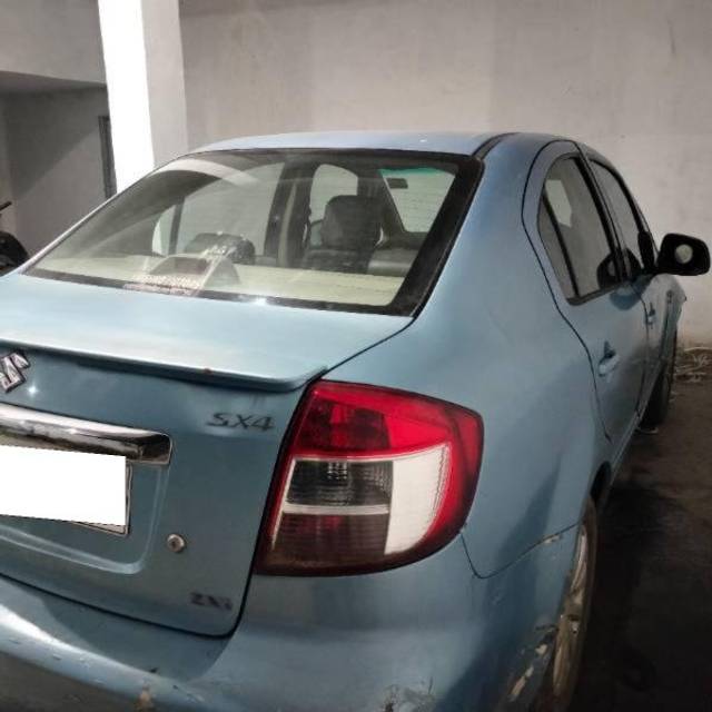 https://images10.gaadi.com/usedcar_image/4295574/original/processed_28dfcbf5-8164-409a-81a9-b8497715e70f.jpg?imwidth=6400