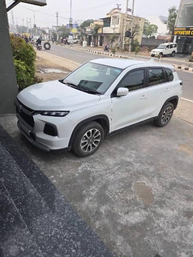 https://images10.gaadi.com/usedcar_image/4295587/original/processed_44cafe41-264e-4657-b938-d4ff221512da.jpg?imwidth=6400