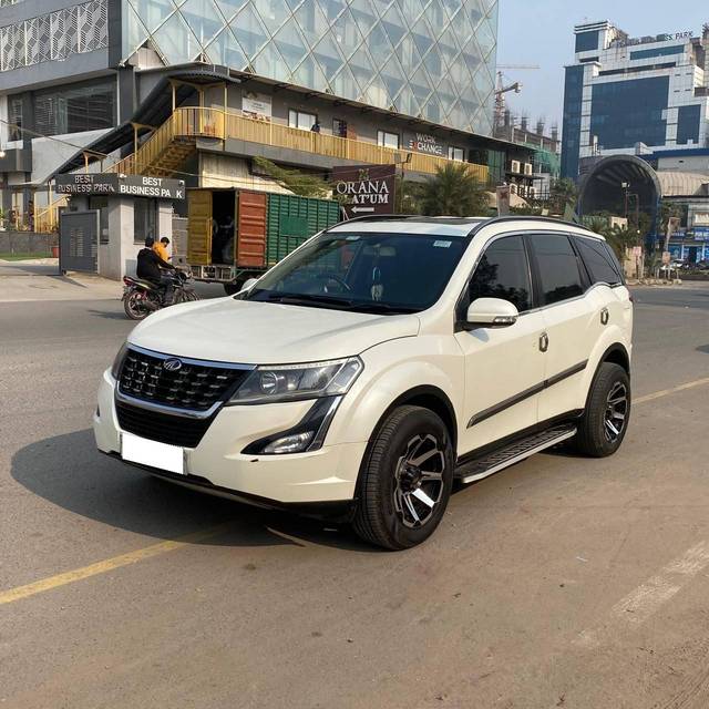 https://images10.gaadi.com/usedcar_image/4295601/original/processed_7e2ca64da1bf637b11eb72587b695d29.jpg?imwidth=6400