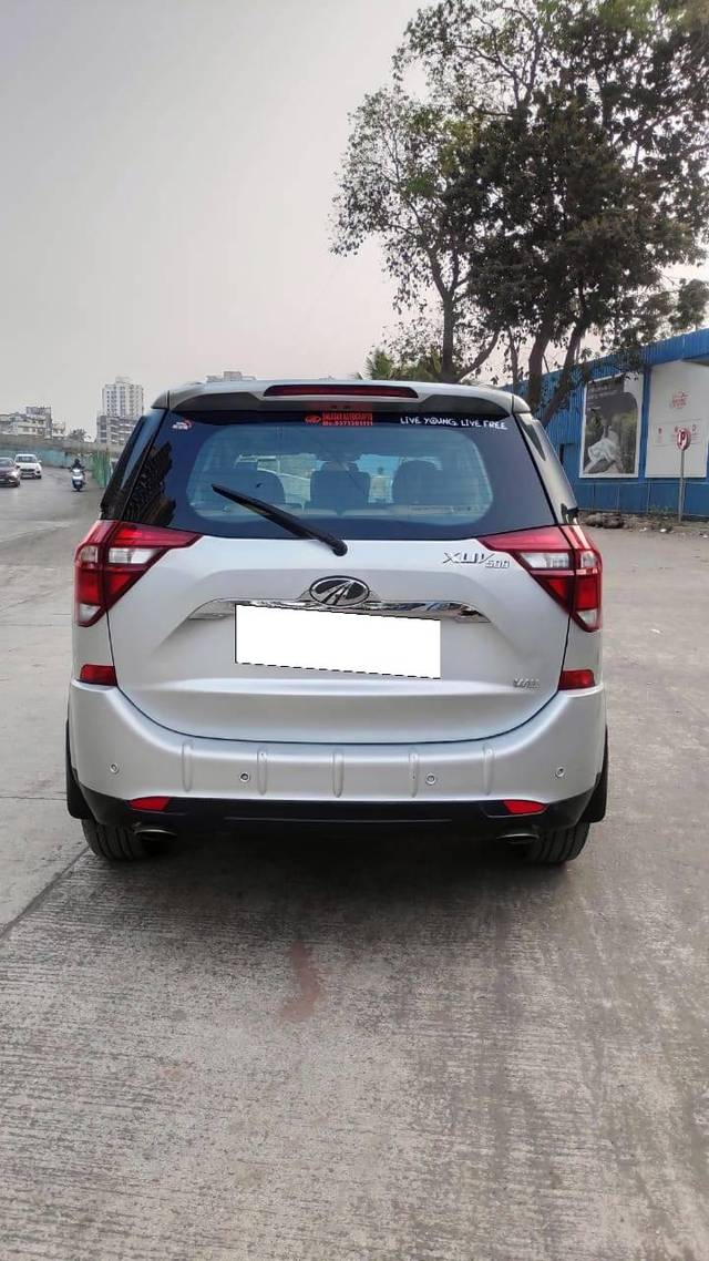 https://images10.gaadi.com/usedcar_image/4295611/original/processed_b45e409605c45712078d21ca5b3a182c.jpg?imwidth=6402