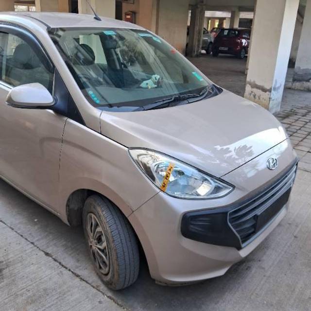 https://images10.gaadi.com/usedcar_image/4295612/original/processed_5a4a3d0b-08d2-4bfe-af92-de6753661e8c.jpg?imwidth=6401