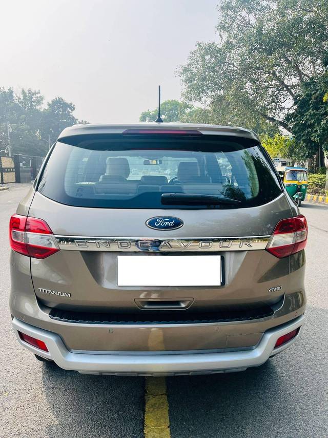 https://images10.gaadi.com/usedcar_image/4295613/original/processed_ed58afbde960ab0287c5ab85c79ebecc.jpg?imwidth=6401