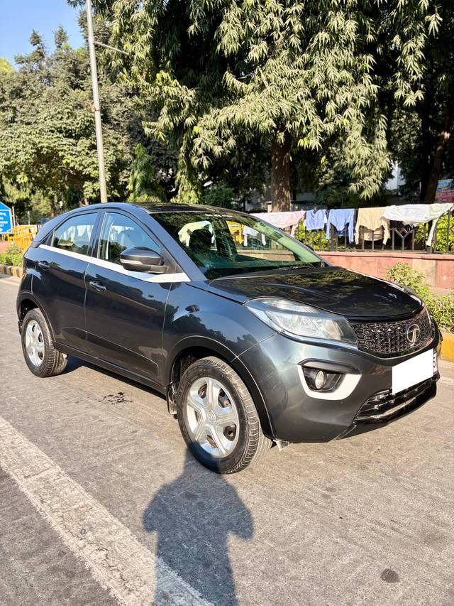 https://images10.gaadi.com/usedcar_image/4295659/original/processed_1b5d36ca852c3f50c6fdda2ffe77a4d8.jpeg?imwidth=6400