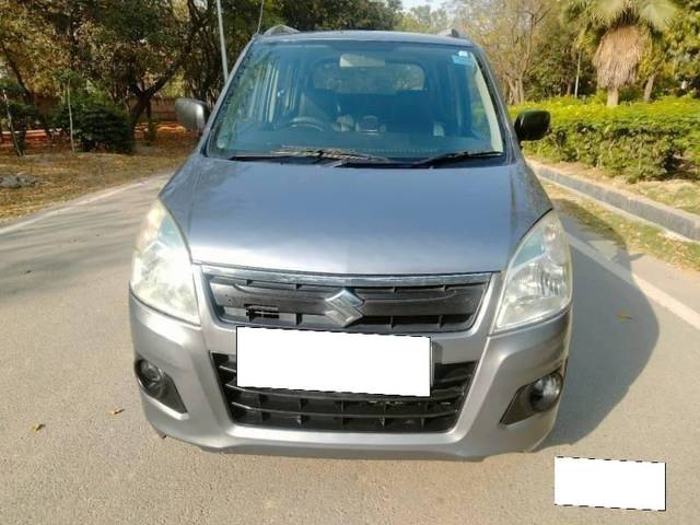 https://images10.gaadi.com/usedcar_image/4295694/original/processed_39d4e22ce6c54fceeb5cd546a913065d.jpg?imwidth=6400