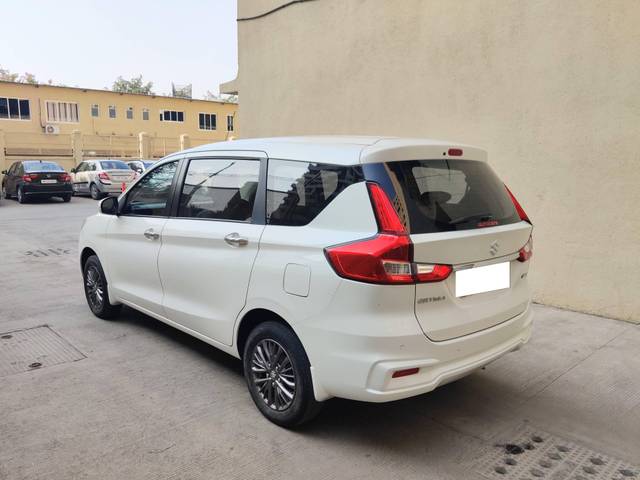 https://images10.gaadi.com/usedcar_image/4295758/original/processed_c410fd7616f4aadf577437af74b1f991.jpg?imwidth=6402