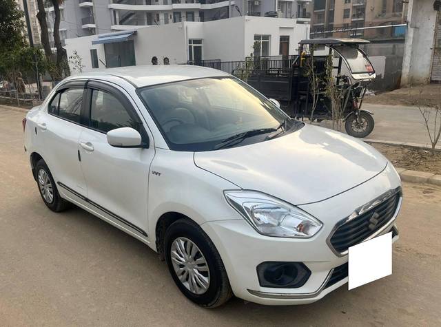 https://images10.gaadi.com/usedcar_image/4295808/original/processed_4f75fda340582b5c047617b3ab2b4111.jpg?imwidth=6400