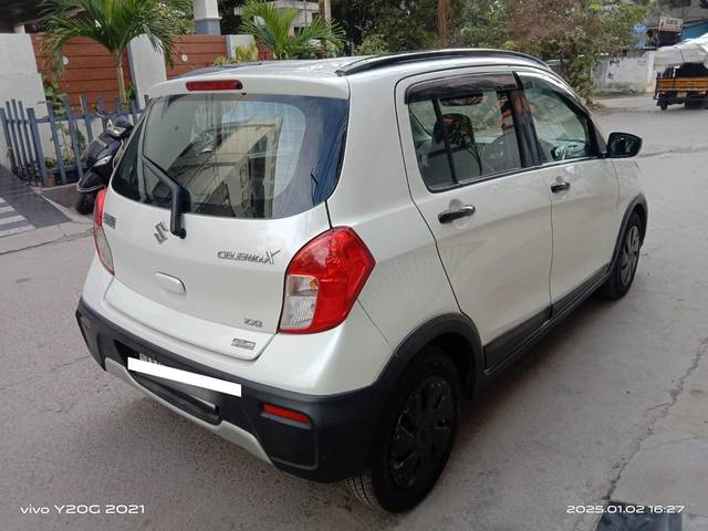 https://images10.gaadi.com/usedcar_image/4295817/original/processed_f8e94df1ed217cd0bf4d74af3cedef59.jpg?imwidth=6401