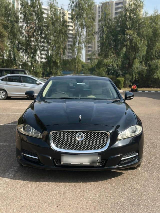 https://images10.gaadi.com/usedcar_image/4295858/original/processed_2520a0c35e8eb3f2d0abe8d965303f6b.jpg?imwidth=6400