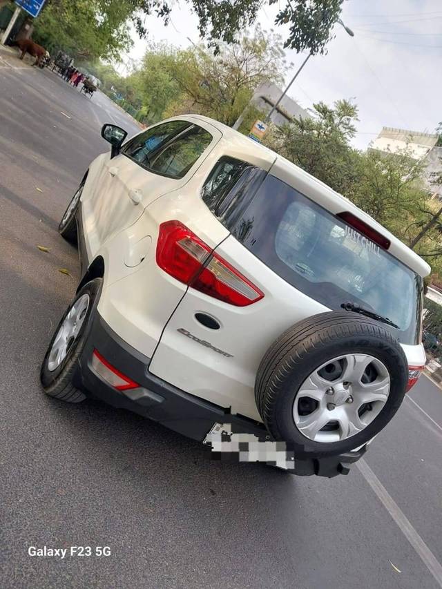 https://images10.gaadi.com/usedcar_image/4295867/original/processed_47ae39217cb6b13442396c2d28a5d7b1.jpg?imwidth=6401