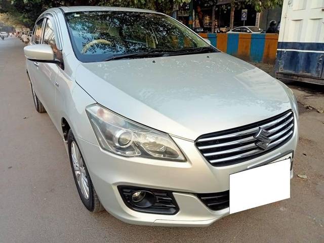 https://images10.gaadi.com/usedcar_image/4295906/original/processed_56d0f07297e82024d4f9b813952895a2.jpg?imwidth=6400