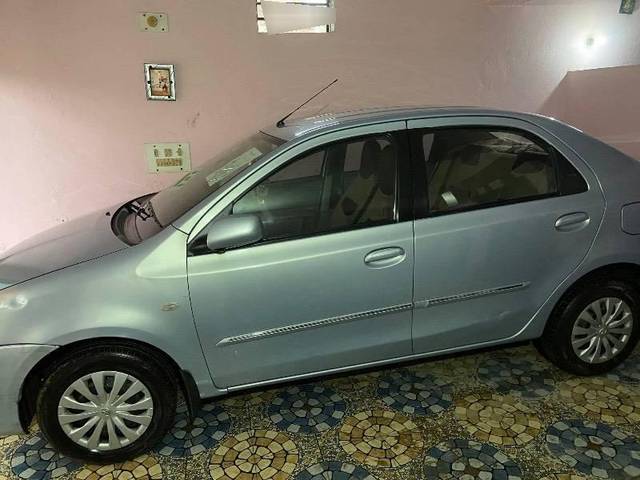 https://images10.gaadi.com/usedcar_image/4295991/original/processed_98afb98e-a28c-4744-96fe-04556f8622b6.jpg?imwidth=6401