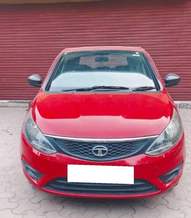 https://images10.gaadi.com/usedcar_image/4296025/original/processed_4d9c890d-2a54-4f92-a29e-e746d7a4c8d6.jpeg?imwidth=6402