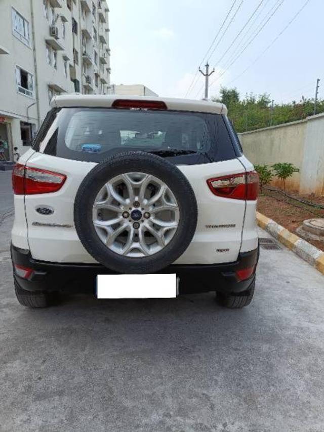 https://images10.gaadi.com/usedcar_image/4296129/original/processed_8643f1d5-325e-46c4-a3a6-7f9aa702d353.jpg?imwidth=6402