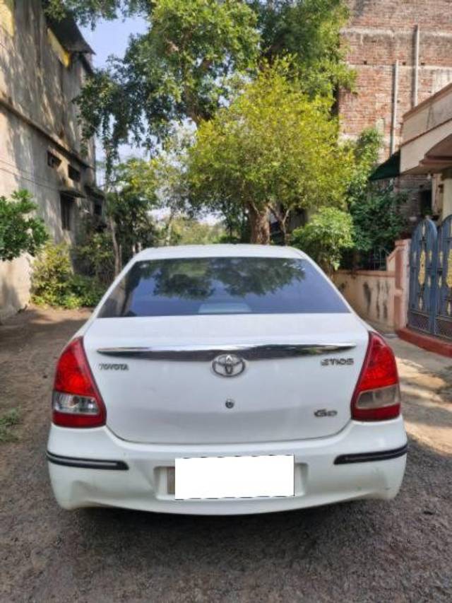 https://images10.gaadi.com/usedcar_image/4296181/original/processed_17c3ad0b-185c-4366-9906-fb8bbac138d5.jpg?imwidth=6401