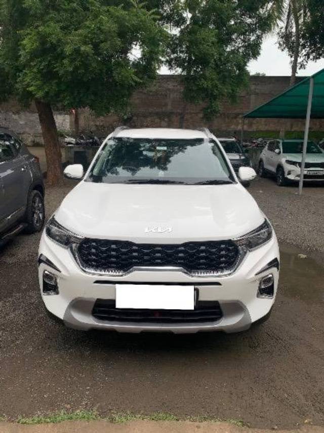 https://images10.gaadi.com/usedcar_image/4296188/original/processed_19cff6dd-5543-4c33-8c17-084b9f72d818.jpeg?imwidth=6401