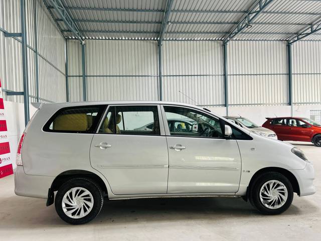 https://images10.gaadi.com/usedcar_image/4296267/original/processed_66f71844a616d95f7795f72142cd739c.jpg?imwidth=6401