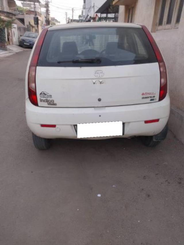 https://images10.gaadi.com/usedcar_image/4296278/original/processed_60f2e148-a4e1-49ba-83ab-111dd83e2d62.jpg?imwidth=6401