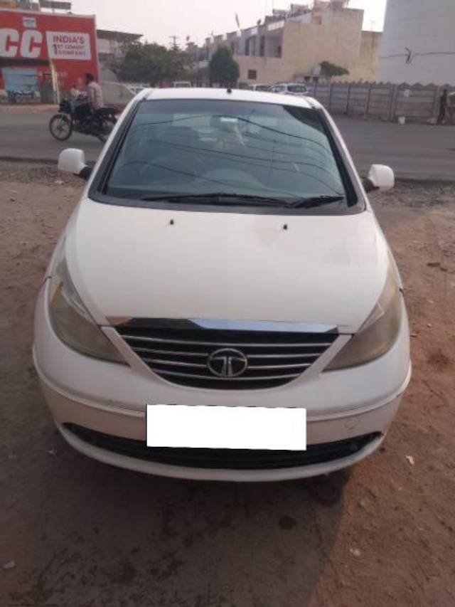 https://images10.gaadi.com/usedcar_image/4296309/original/processed_365d06a6-e0b8-43bd-a71d-0026076b5040.jpg?imwidth=6400