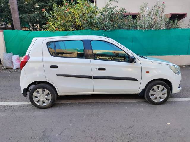 https://images10.gaadi.com/usedcar_image/4296316/original/9cc7b74de3813b4f044bb8f318112974.jpg?imwidth=6401