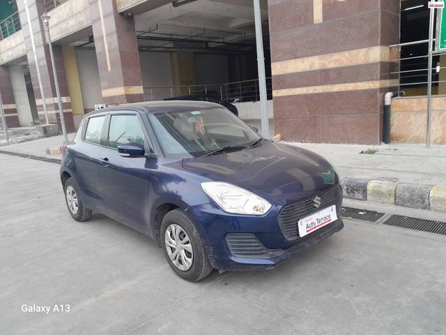 https://images10.gaadi.com/usedcar_image/4296321/original/ee83cd7a7008fa9c82492134db6f961f.jpg?imwidth=6400