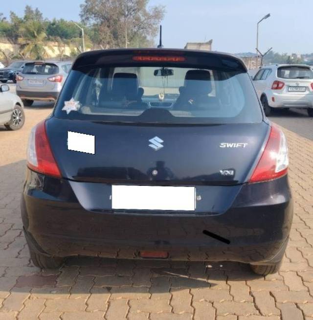 https://images10.gaadi.com/usedcar_image/4296365/original/processed_c02a73dc-e624-4679-8f35-13742b195955.jpg?imwidth=6402