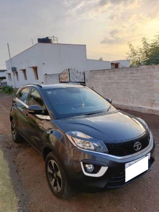 https://images10.gaadi.com/usedcar_image/4296479/original/processed_15d737c0-0391-462e-a239-fe7923f0ab41.jpeg?imwidth=6400