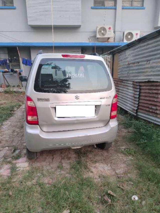 https://images10.gaadi.com/usedcar_image/4296585/original/processed_9e3e8f1c-6835-4f81-8f5d-d45917ea4543.jpg?imwidth=6401