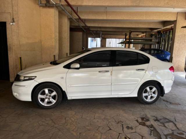 https://images10.gaadi.com/usedcar_image/4296687/original/ecf45b3ed0cddc1fee54905ef80d172f.jpeg?imwidth=6402