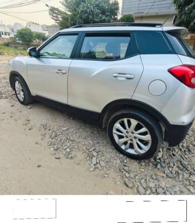 https://images10.gaadi.com/usedcar_image/4296737/original/processed_251ed7005abff455631f922c6b1f5df4.jpg?imwidth=6402