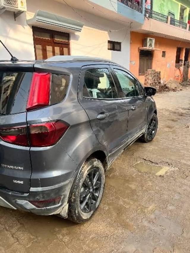 https://images10.gaadi.com/usedcar_image/4296910/original/processed_be3ff560-4607-4575-9b33-73b96865e4f0.jpeg?imwidth=6401