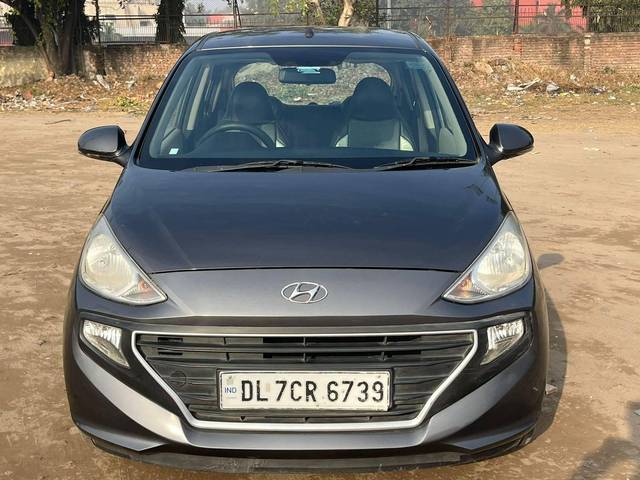 https://images10.gaadi.com/usedcar_image/4296911/original/processed_6072003b2efc7c3e1236c43f3d0f7e05.jpg?imwidth=6402