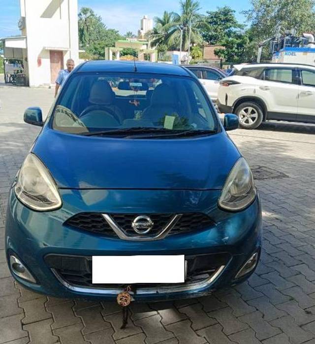 https://images10.gaadi.com/usedcar_image/4296984/original/processed_638ee362-3921-47c2-b91d-208e50653ff2.jpg?imwidth=6400