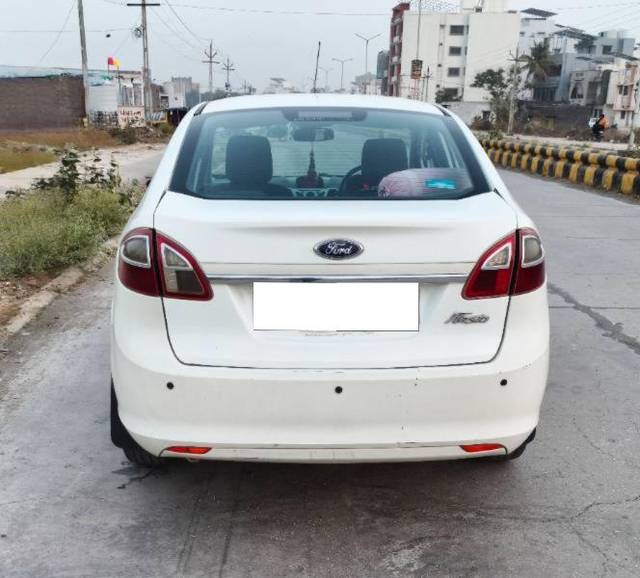 https://images10.gaadi.com/usedcar_image/4296985/original/processed_3dcd1ac2-d439-43cb-98cc-9248e0c8edac.jpg?imwidth=6402