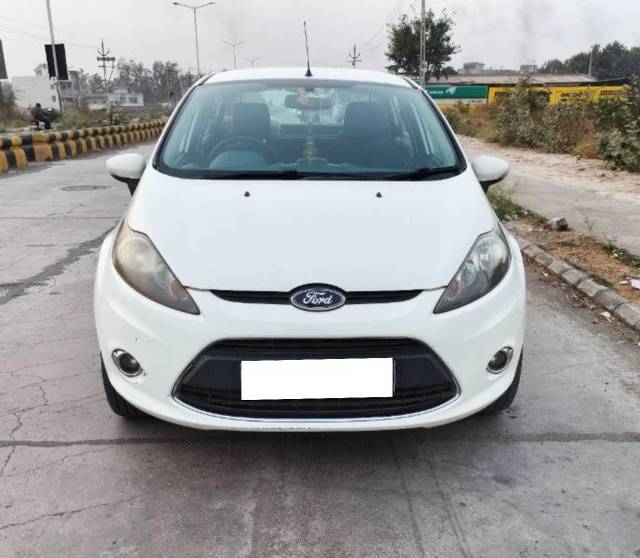 https://images10.gaadi.com/usedcar_image/4296985/original/processed_46b586f2-8a50-4ad7-a4a8-03baa1e81628.jpg?imwidth=6400