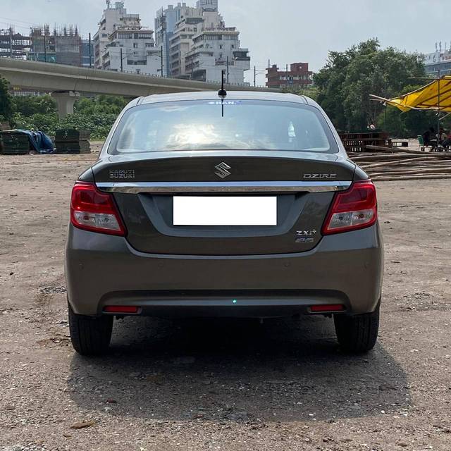 https://images10.gaadi.com/usedcar_image/4297013/original/processed_6229792f5d2cd32a87bd7c8c7b833bd6.jpg?imwidth=6402