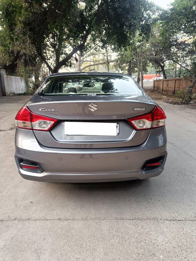 https://images10.gaadi.com/usedcar_image/4297037/original/processed_b57981dd96ccdba0b0a79e53c57491d7.jpeg?imwidth=6401