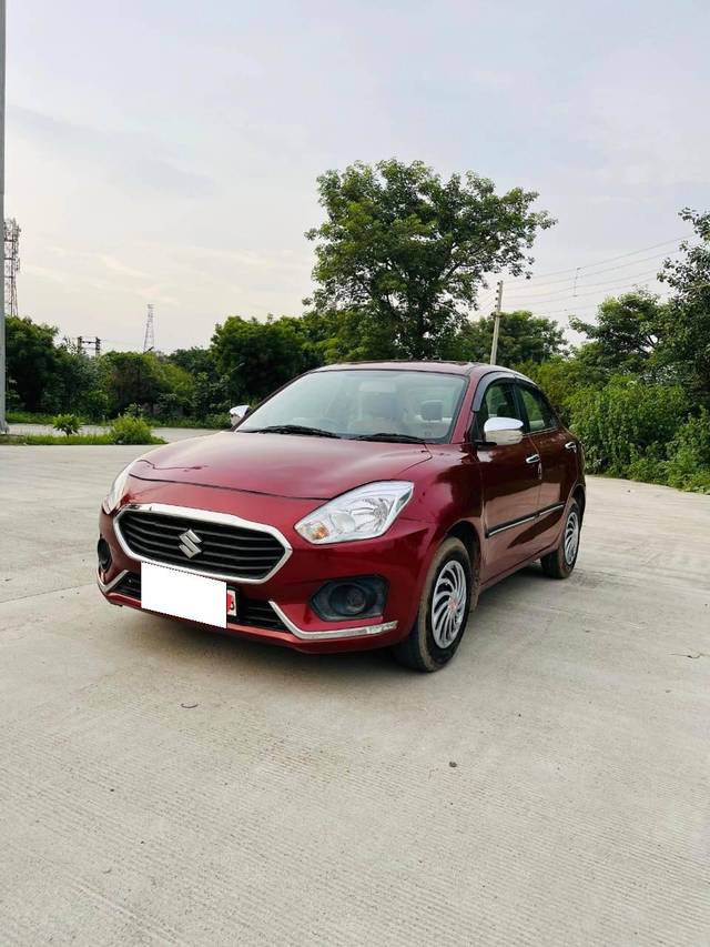 https://images10.gaadi.com/usedcar_image/4297053/original/processed_b2474cd436423ac3619eda11be67637a.jpg?imwidth=6400