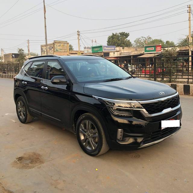 https://images10.gaadi.com/usedcar_image/4297087/original/processed_46f8998647300b0f9dd5b458eaea73d6.jpg?imwidth=6400