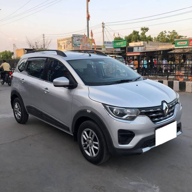 https://images10.gaadi.com/usedcar_image/4297096/original/processed_50051636427c314c261b280bcbbbb1eb.jpg?imwidth=6400