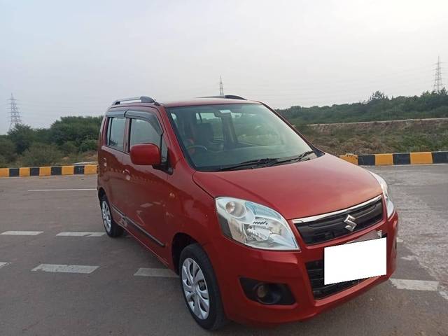 https://images10.gaadi.com/usedcar_image/4297118/original/processed_902f1ba21af7884623ecd09d9d90410d.jpg?imwidth=6400