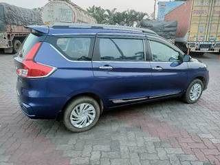 Maruti Ertiga 2015-2022 Maruti Ertiga VXI